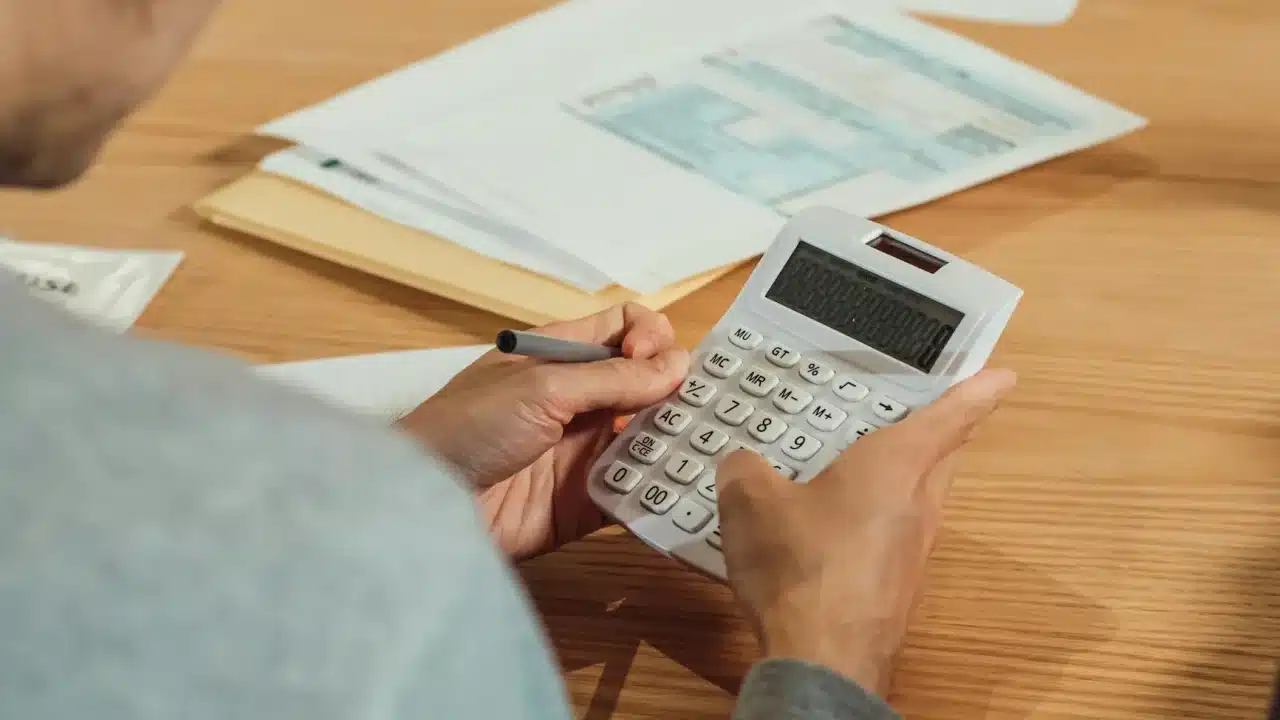 Income Expenses Spreadsheet